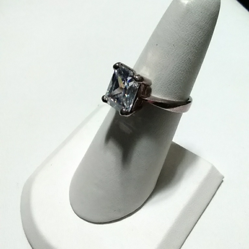 Gemstone Ring - image 2